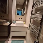 Lazuli Sea View & Pool Ap 502 *