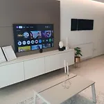 Lazuli Sea View & Pool Ap 502