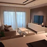 Апартаменти Lazuli Sea View & Pool Ap 502 Ларнака