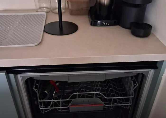 Lazuli Sea View & Pool Ap 502